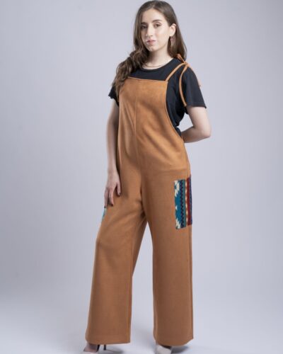 Overol Camel con Bolsillos Tejidos